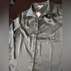 Pleione Sage Satin Blouse